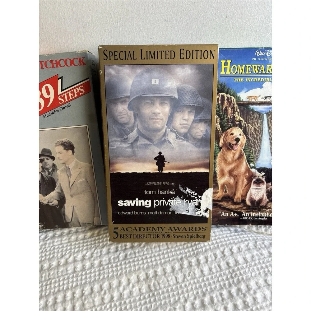 VHS Lot Gone w The Wind 39 Steps Saving Private Ryan Homeward Bound Star Wars‎